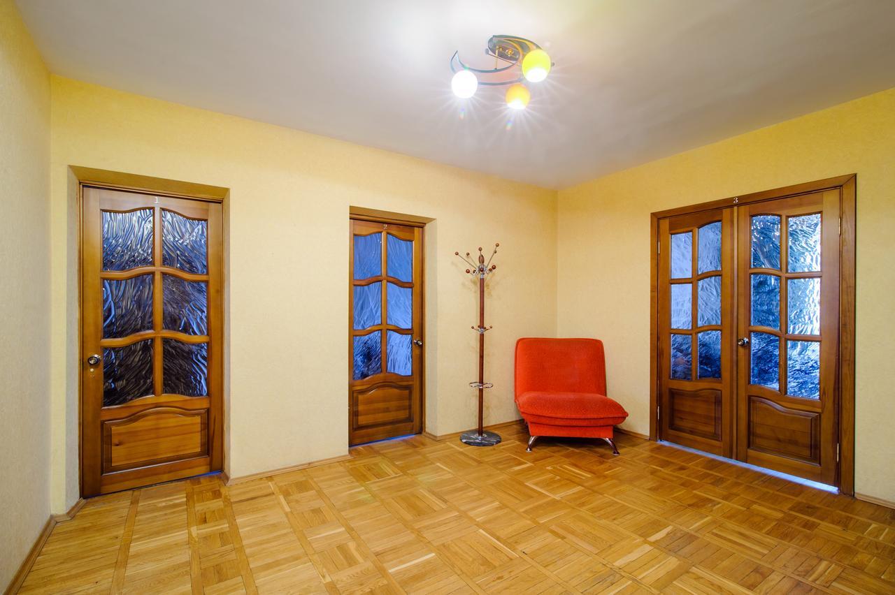 Rooms For Rent In The Mayakovskogo Minsk Esterno foto